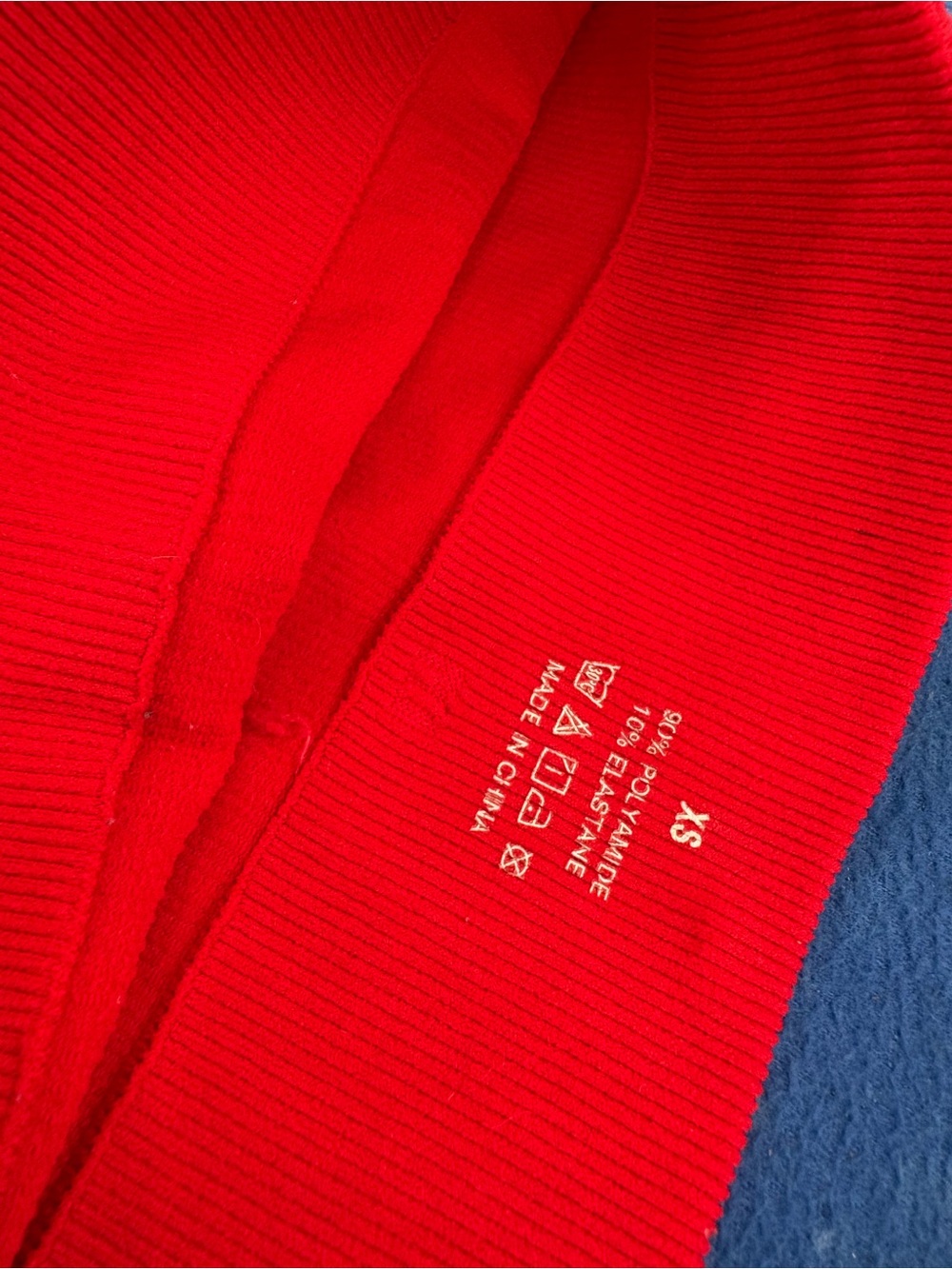 Red Ribbed Leggings - Picture 2 of 3